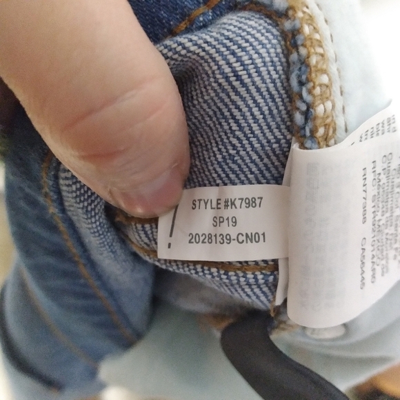 Madewell Light Wash Classic Straight Leg Step Hem Lightly Distressed Jeans 35 - Picture 12 of 13